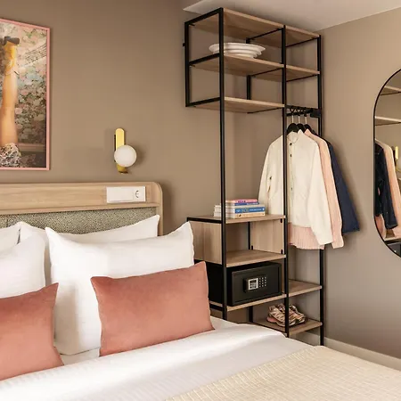 Ξενοδοχείο με διαμερίσματα Numa St Paul 4*