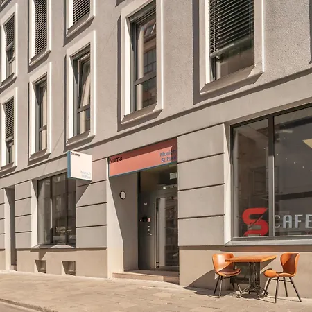 Numa St Paul Aparthotel