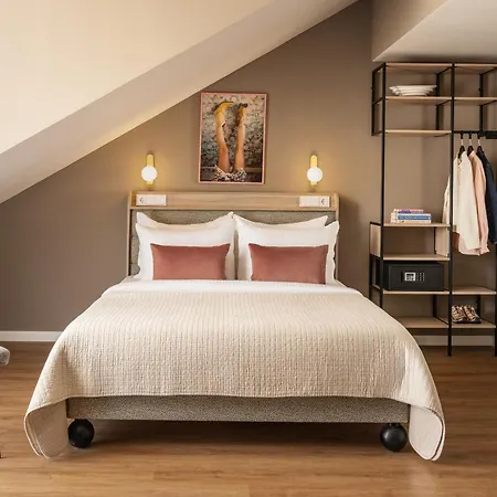 Numa St Paul Aparthotel *